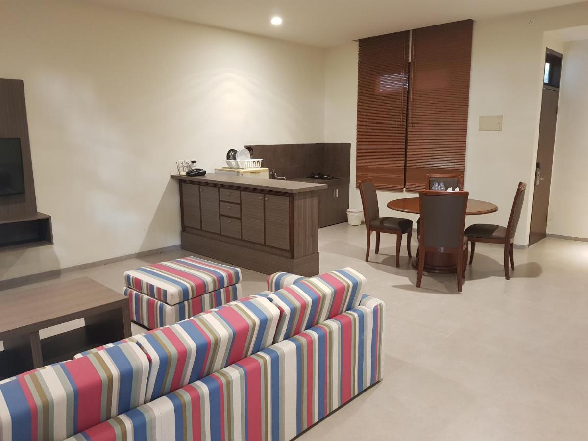 Sanghyang Indah Spa Resort Аньер Экстерьер фото