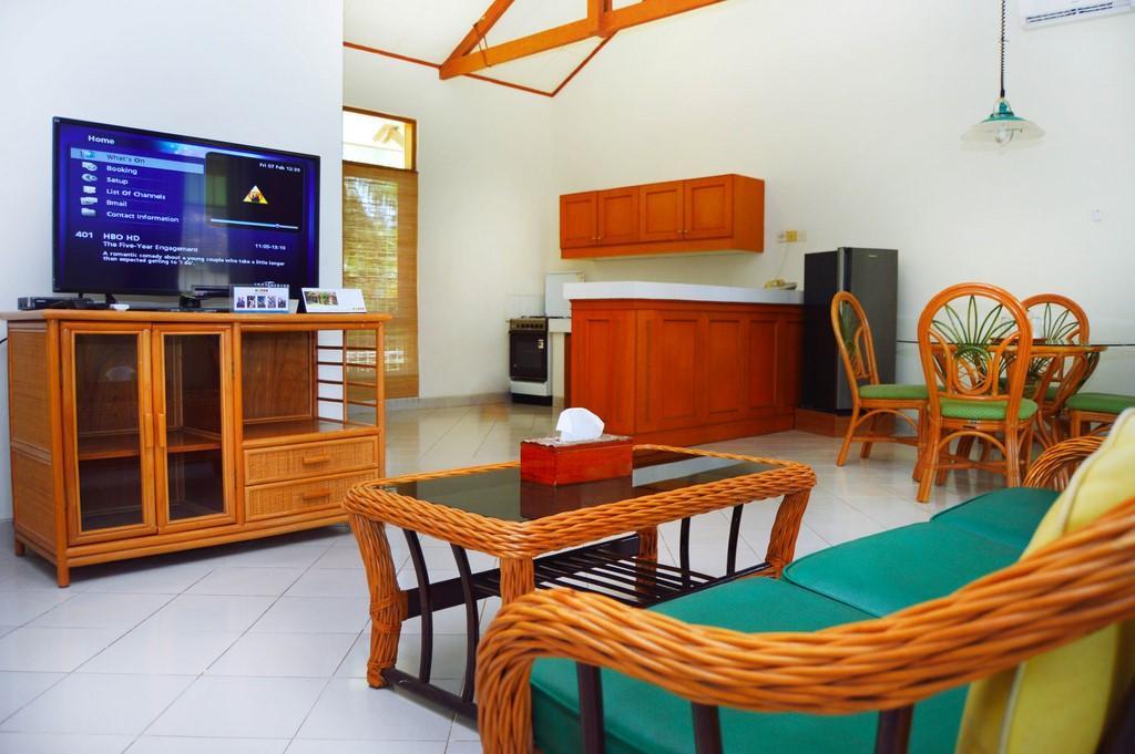 Sanghyang Indah Spa Resort Аньер Экстерьер фото